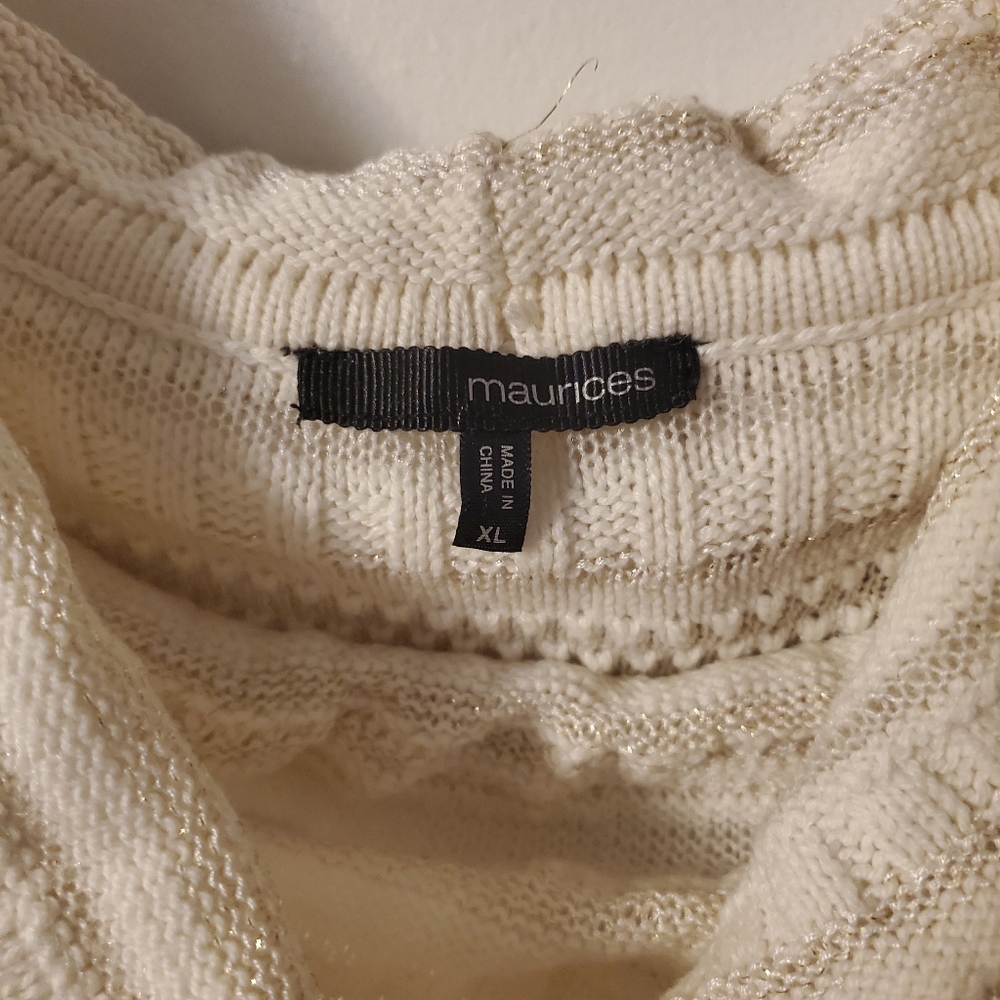 Sweater - Picture 2 of 4